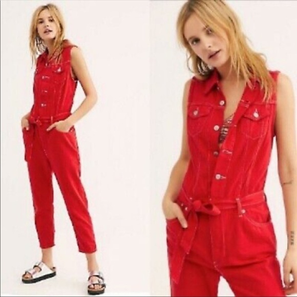 Levi’s Cropped Taper Denim Overalls | Jumpsuit Red - Picture 5 of 9
